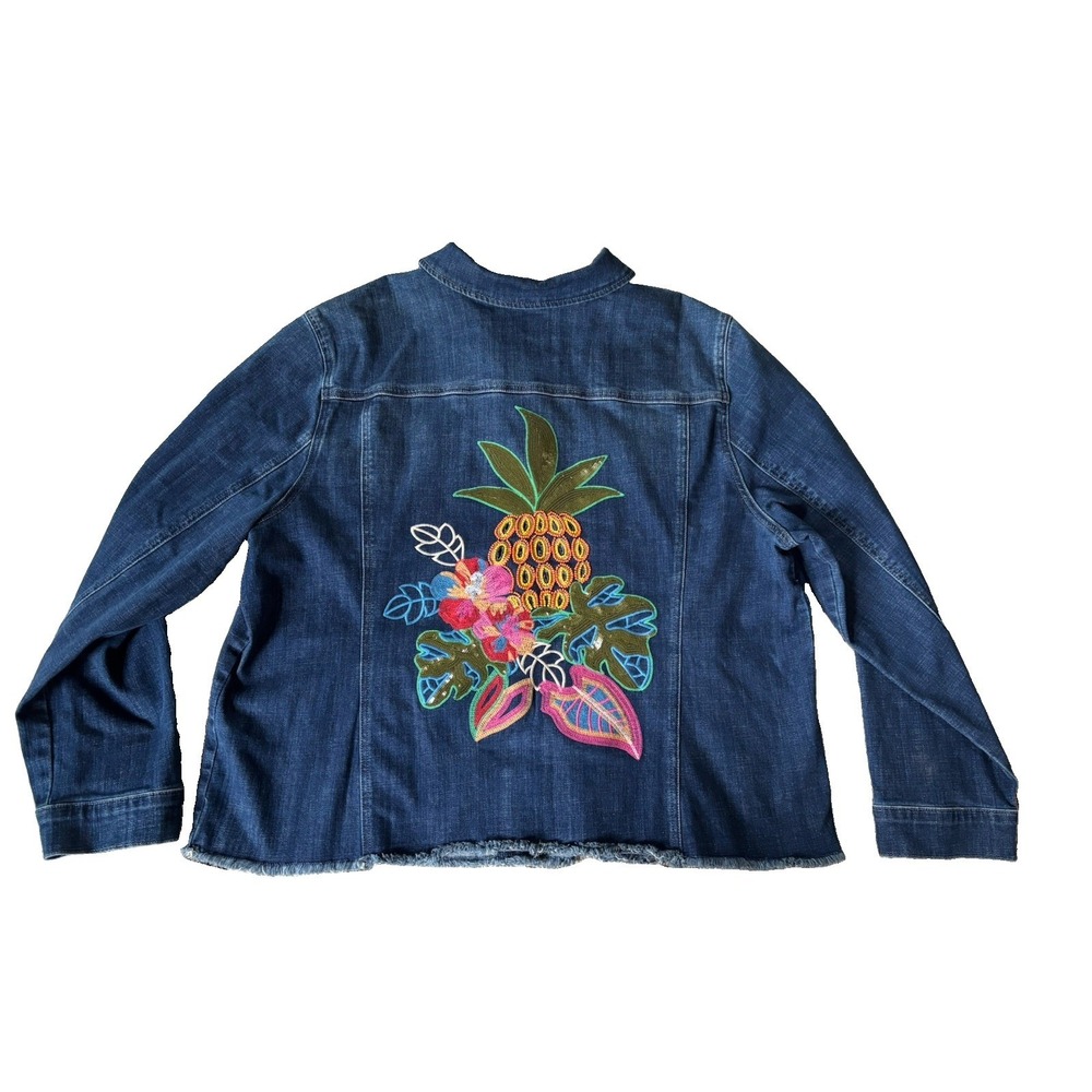 Chico's Denim Jacket Size XXL (4) Blue Marina Bay Pineapple Embroidered Beaded